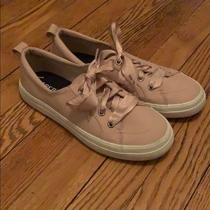 Sperry Satin Laced Sneaker in Pink